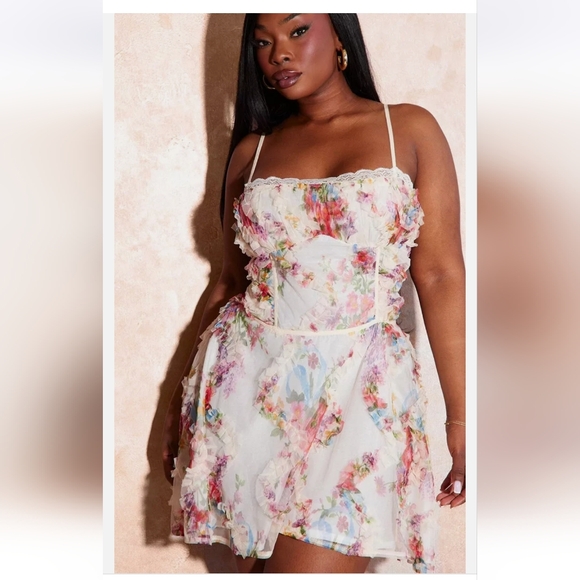 Last Chance Pretty Little Things Floral Textured Ruffle Chiffon Dress Size 16 - Picture 2 of 9